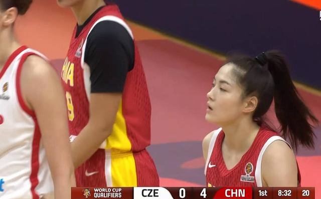 张曼曼失误险遭逆转 王思雨绝杀救主