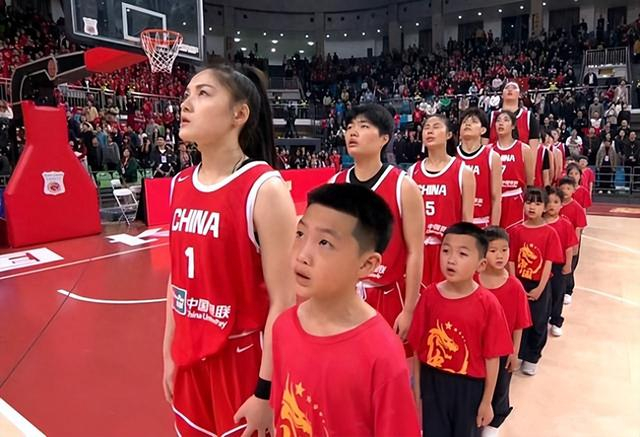 张曼曼失误险遭逆转 王思雨绝杀救主