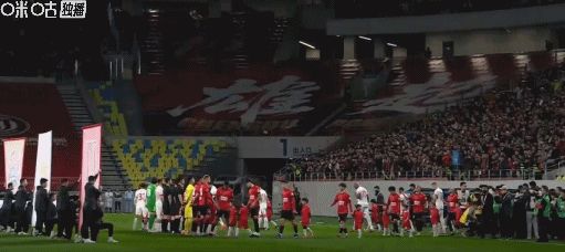 罗慕洛角球绝杀成都蓉城1-0力克青岛海牛