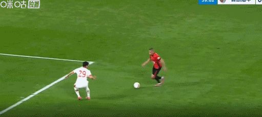 罗慕洛角球绝杀成都蓉城1-0力克青岛海牛