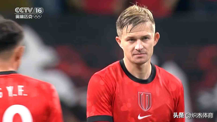 成都蓉城战术革新逆转云南玉昆 攻防失衡引担忧